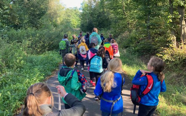 Sternwanderung: Die ganze Schule unterwegs