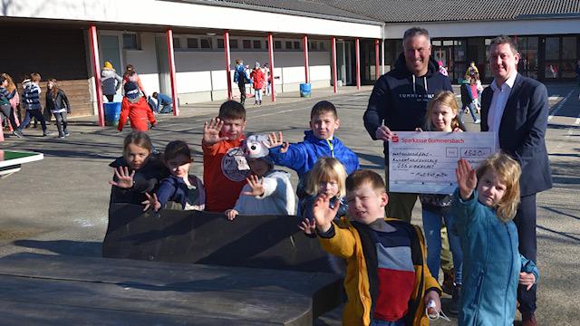 Sparkasse Gummersbach-Bergneustadt ermöglicht Sozialtraining an der GGS Wiedenest