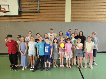 Start in die Sommerferien mit dem Monatsthema
